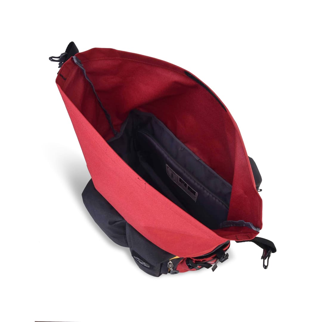 MS-06S CHAR'S ZAKU II AGS BACKPACK